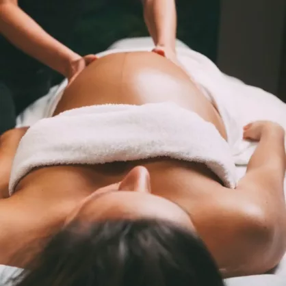 Massage Tui Na pour femmes enceintes
